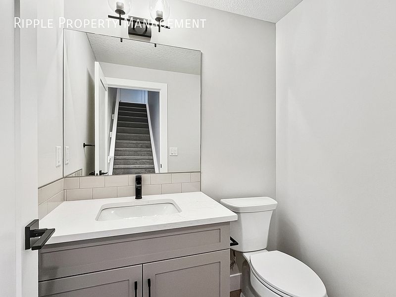 Calgary Townhouse for rent - 3 Bedrooms — photo 15