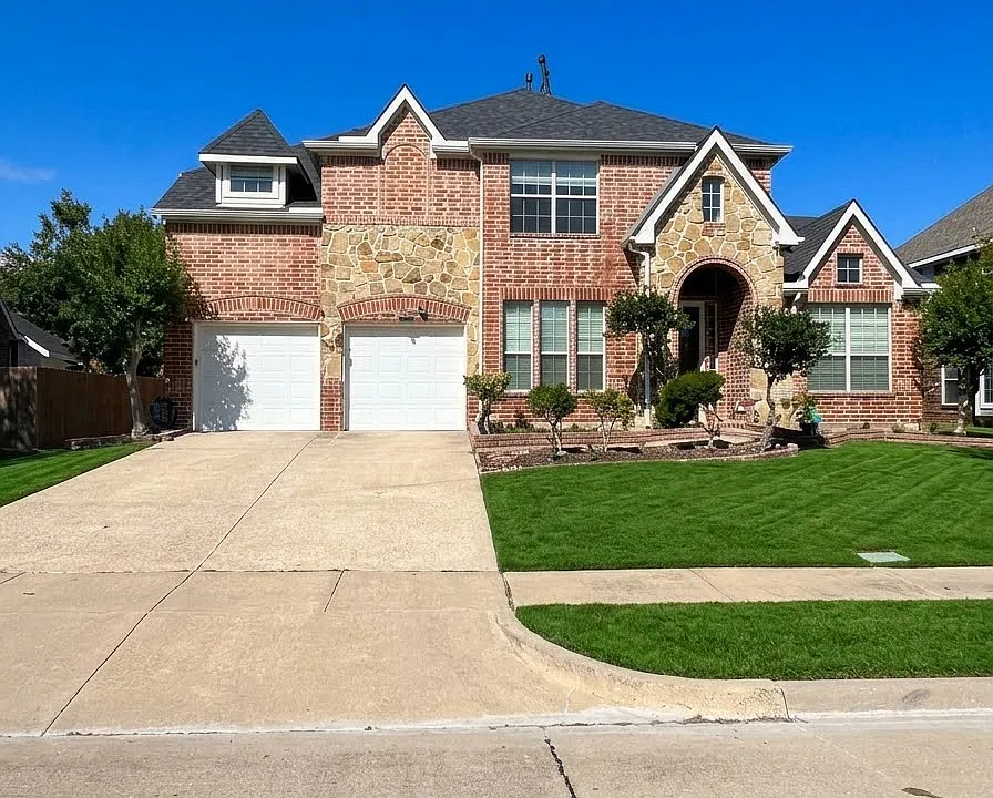 4203 Iron Ln