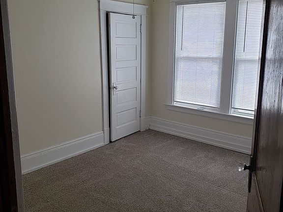 3rd image of 5418 Saint John Ave APT 2
