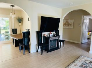 5945 Yarmouth Ave, Encino, CA 91316