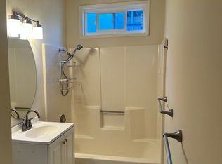 27 Monte Vista Dr #27, Monterey, CA 93940