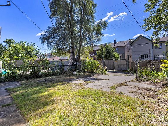 5th image of 7293 Whittaker St