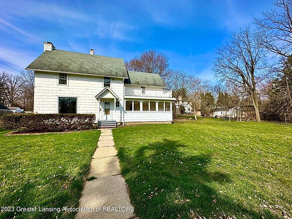 2nd image of 1101 Burcham Dr