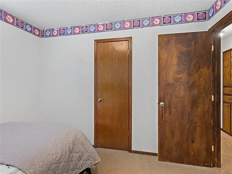 534 W Carson Dr — Photo 7