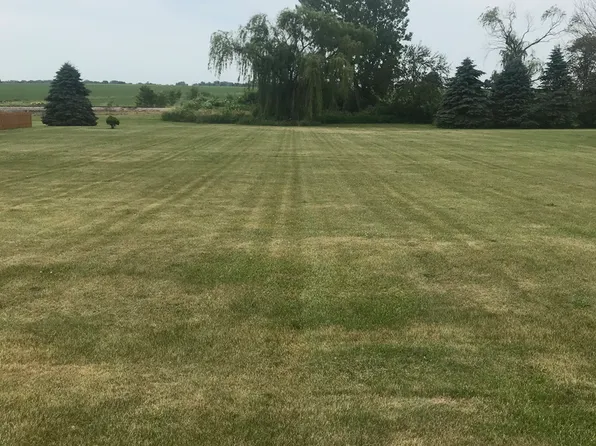 3411 E Cleveland St, Ladd, IL 61329