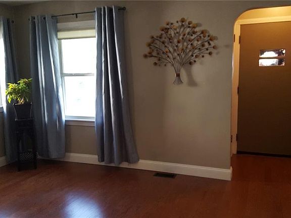 4th image of 6700 Northcliff Ave