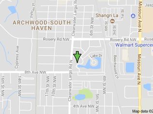 911 7th St NW, Largo, FL 33770