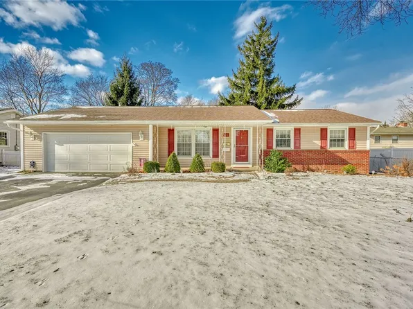 65 Yorktown Dr, Rochester, NY 14616