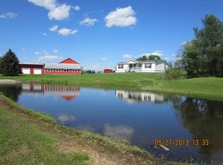 833 Creek Rd, Irasburg, VT 05845