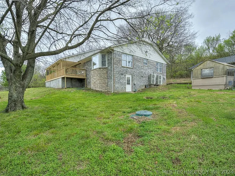 8027 W 103rd St N — Photo 7