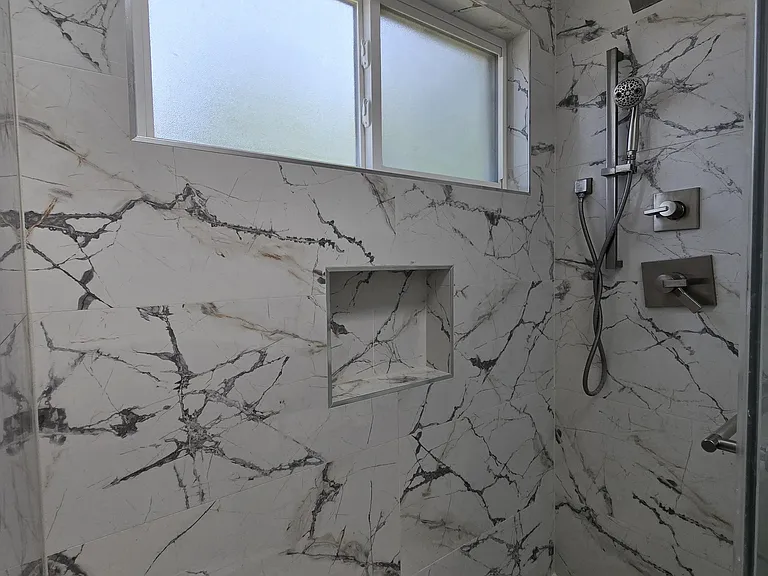 3817 Clover Hill Ln — Photo 11