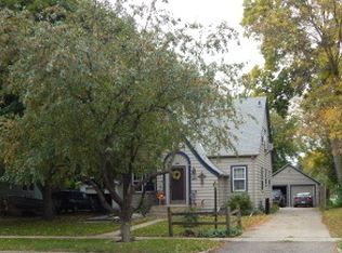 605 10th St N, Mountain Lake, MN 56159