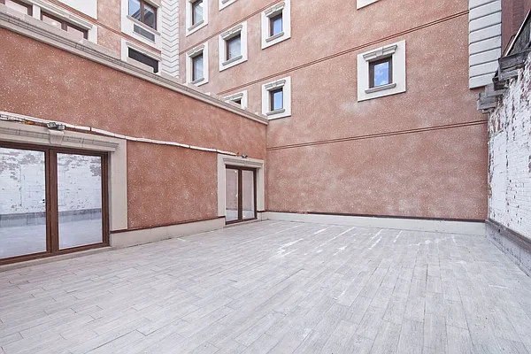 Rented by Bold Marketing | media 27