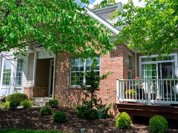 2337 Hollow View Dr, Easton, PA 18040