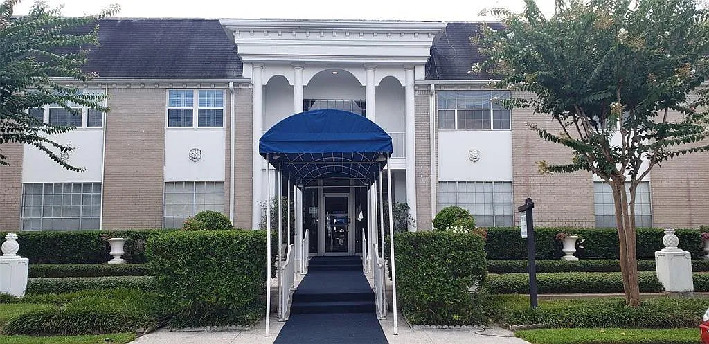 2 bed, 2.0 bath, 1312 sqft, $1,700 — Photo 1