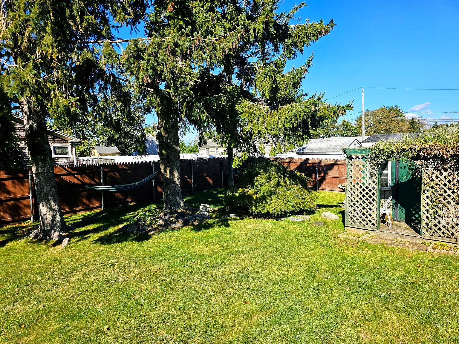 3 bed, 1196 sqft, $3,500 — Photo 3