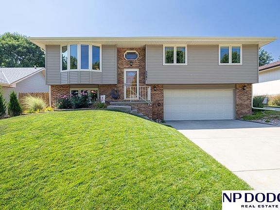 2nd image of 5541 Dove Cir