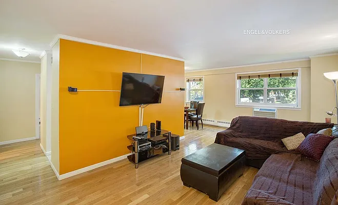 Rented by Engel & Völkers New York City | media 13