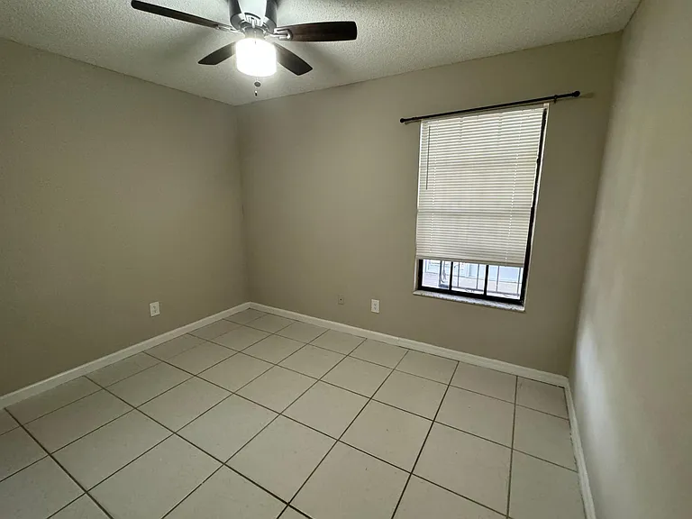 4136 Gulfstream Bay Ct — Photo 14