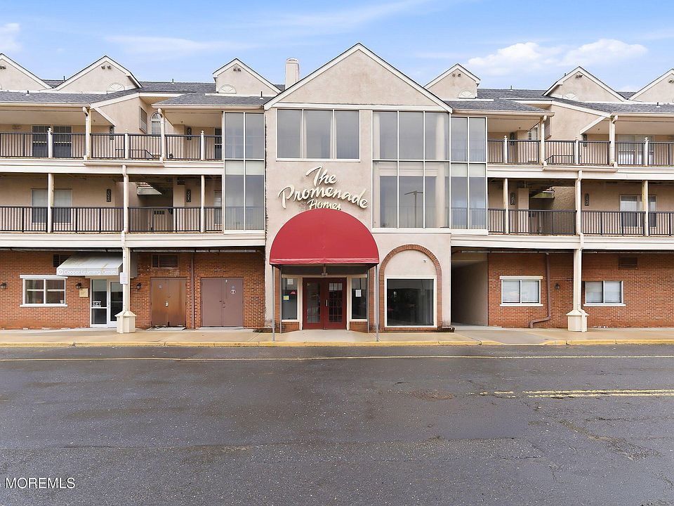 1st image of 3036 Main Street