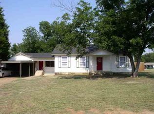 606 S Superior Rd, White Oak, TX 75693