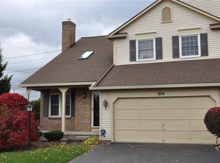 204 Lac Kine Dr, Rochester, NY 14618