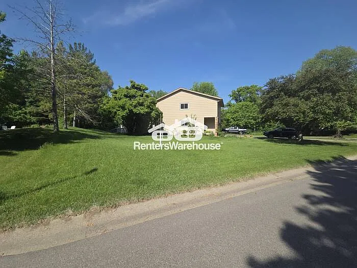 15536 Garfield Cir — Photo 27