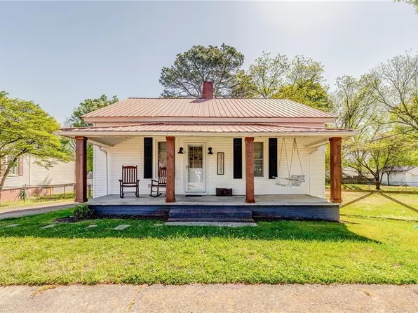 33 Elm St, Aragon, GA 30104