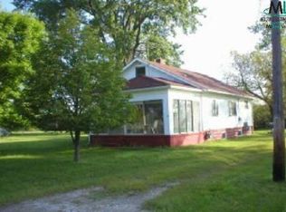 1230 Stewart St, Harsens Island, MI 48028