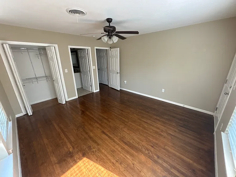 15 N College Ave — Photo 22