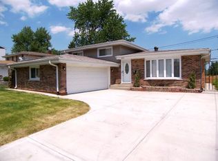 8507 Blue Ridge Ave, Hickory Hills, IL 60457