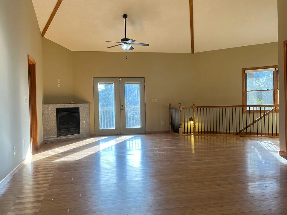 Dining / living room open concept