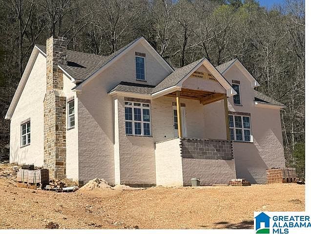 2nd image of 77 Christy Ln
