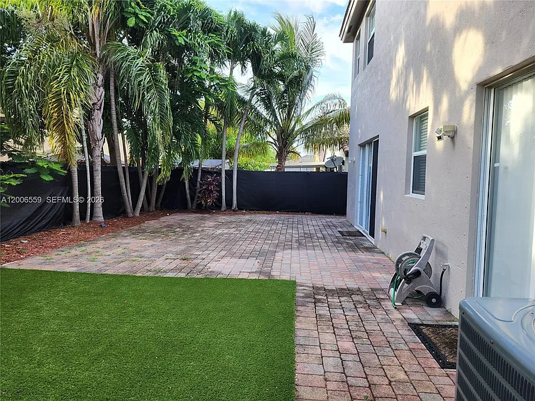 23902 SW 108th Ave — Photo 11