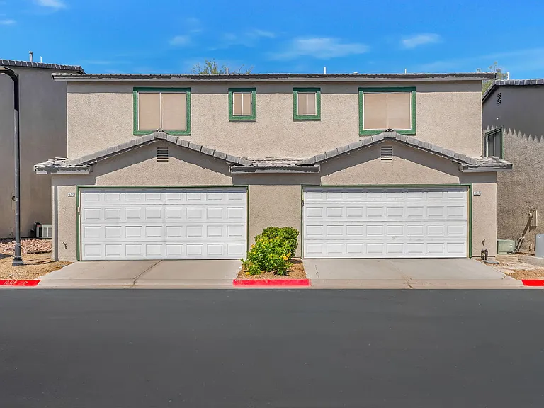 5267 Westwind Rd — Photo 4