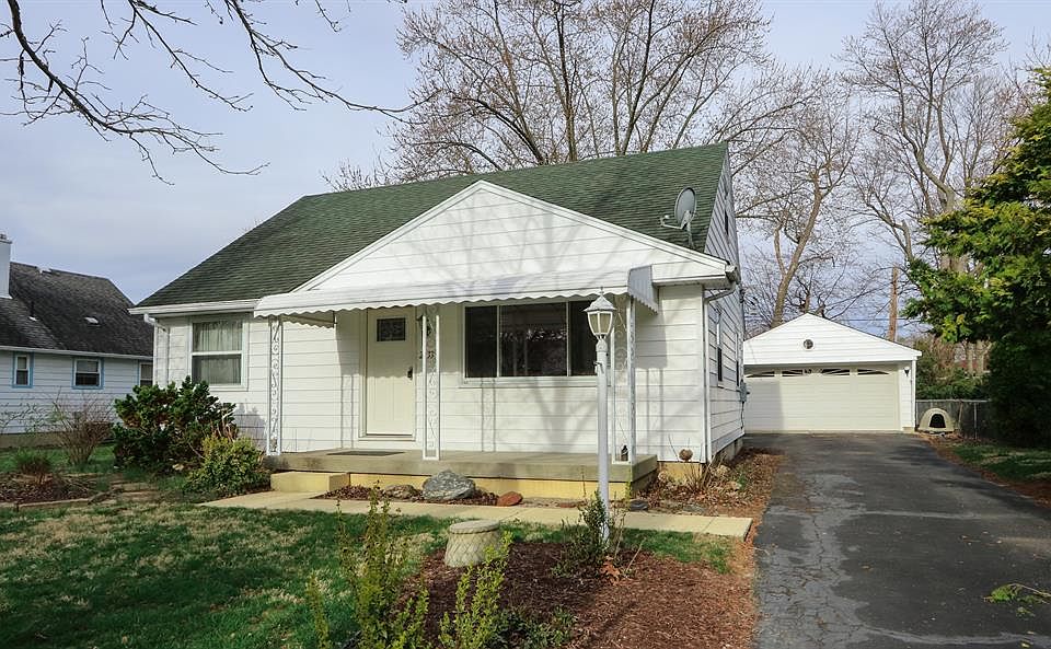 1st image of 2333 Hazel Ave