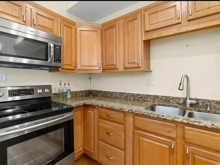 128 W Fort Ave — Photo 3