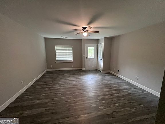 3rd image of 4056 Dallas Acworth Hwy NW