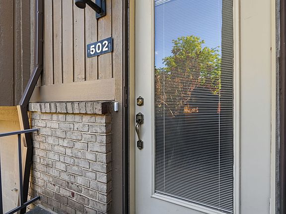 3rd image of 502 Cherry Ct