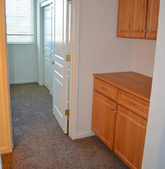 1360 Shady Ln #XXX — Photo 7