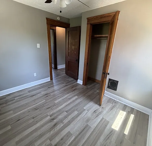 7700 Goodman Ave — Photo 18