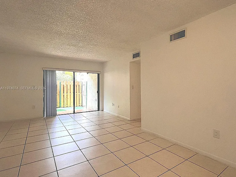 8911 SW 123rd Ct #101 — Photo 7