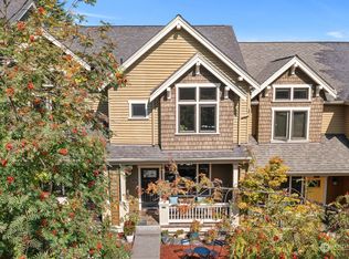 18 A W Etruria St, Seattle, WA
