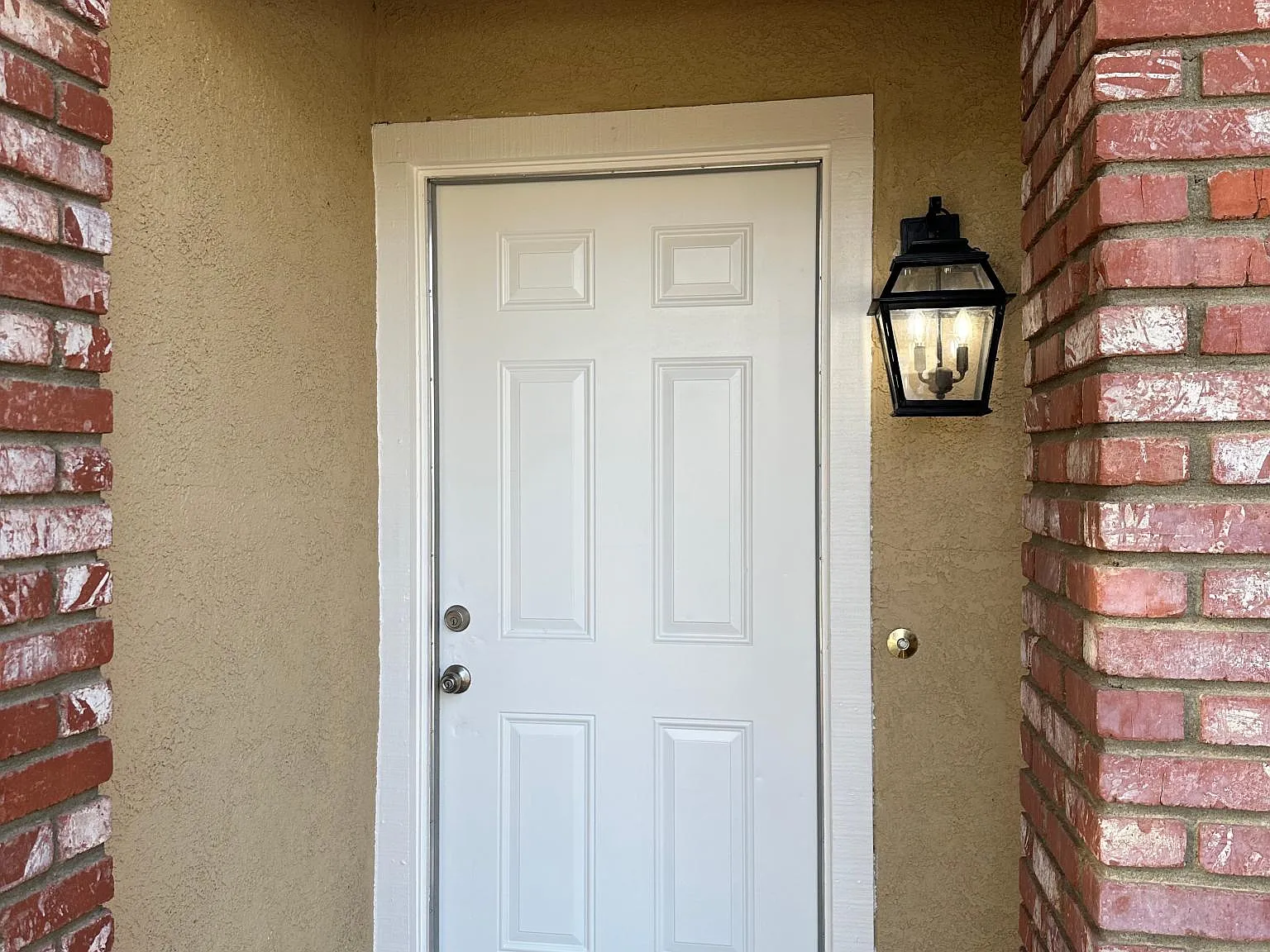 45657 Berkshire St — Photo 3