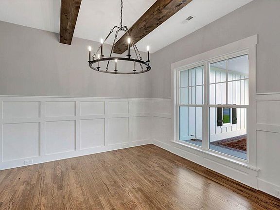 3rd image of 225 Quartz Dr #18