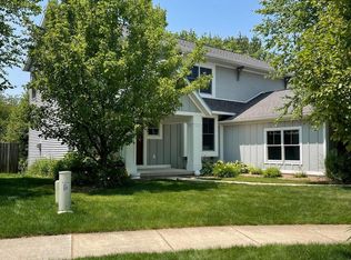 1639 Amberley Ct SE, East Grand Rapids, MI
