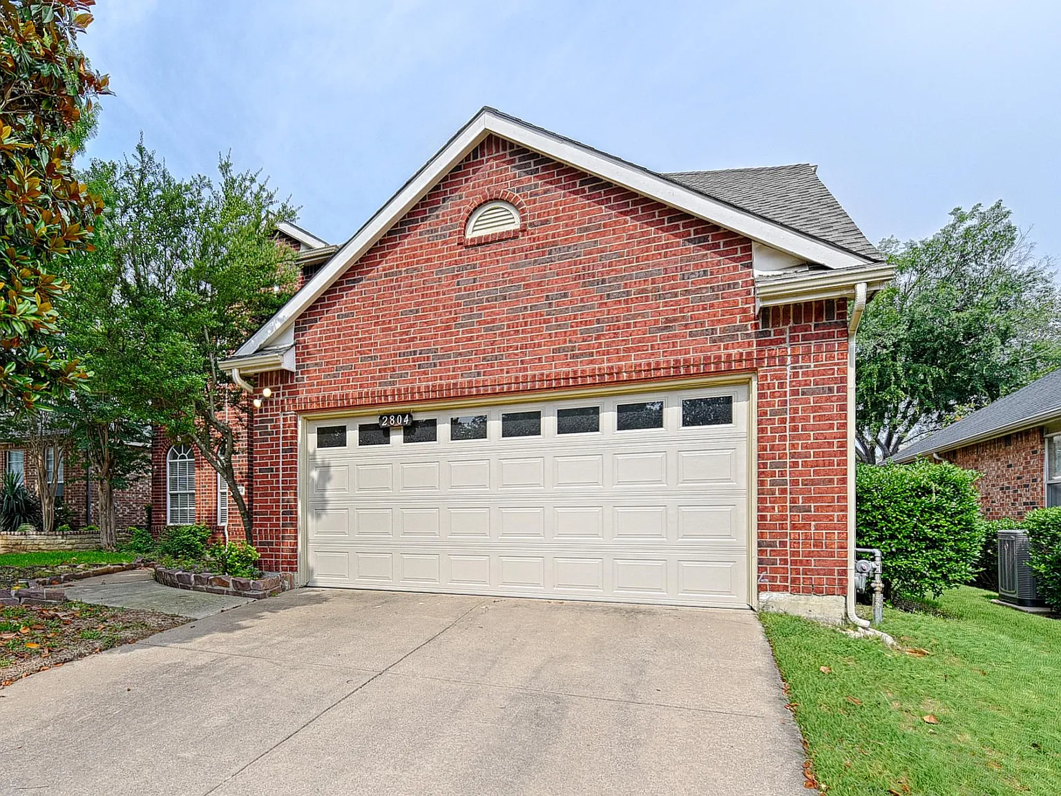 4 bed, 2.5 bath, 2592 sqft, $2,750 — Photo 4