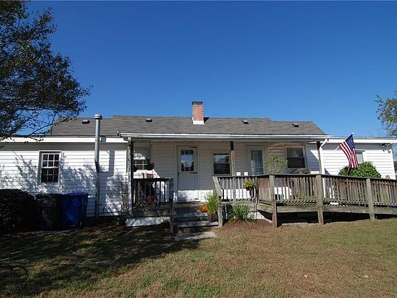 Back view with separate duplex entrances