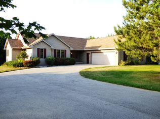 3936 Anston Rd, Green Bay, WI 54313