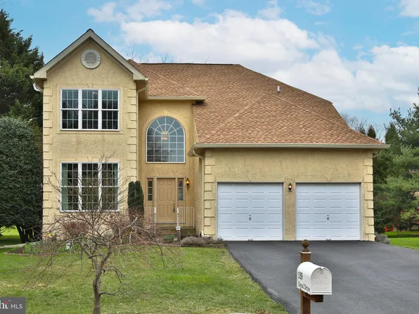 129 Doral Dr, Blue Bell, PA 19422
